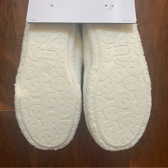 Rainbow Heart Check Slippers - Various Sizes - Picture 4 of 6